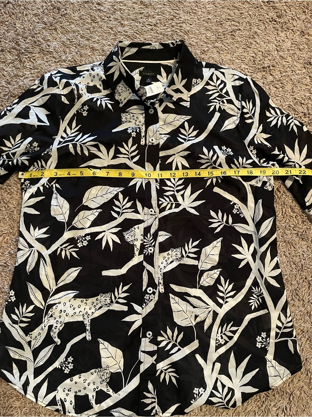 NWT TALBOTS Cotton Button Front Shirt in Tropical Panther Print Sz M Black White - Picture 9 of 10